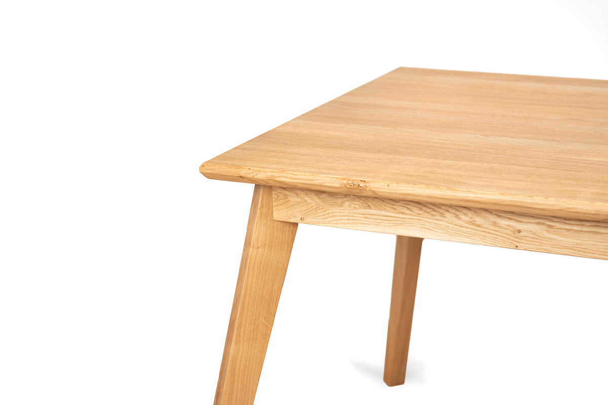 Nero Oak Dining Table - WOO .Design