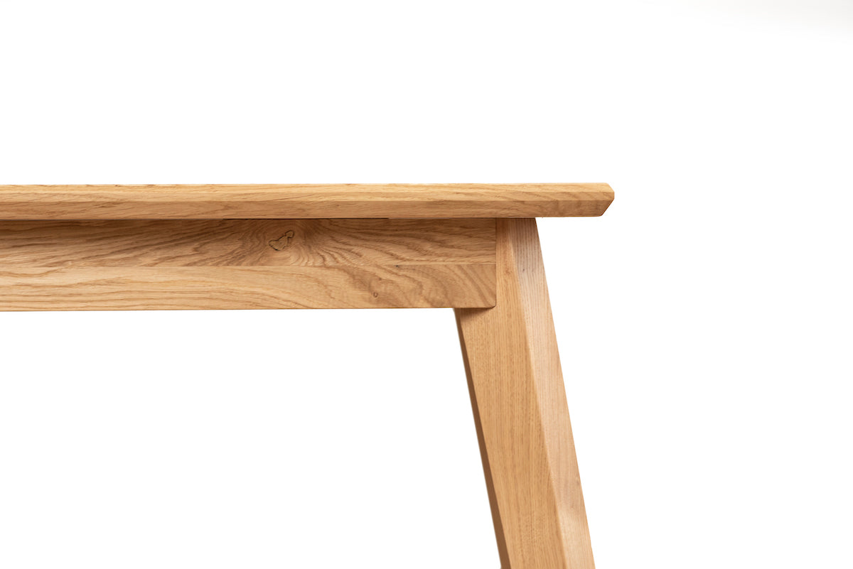 Nero Oak Dining Table - WOO .Design