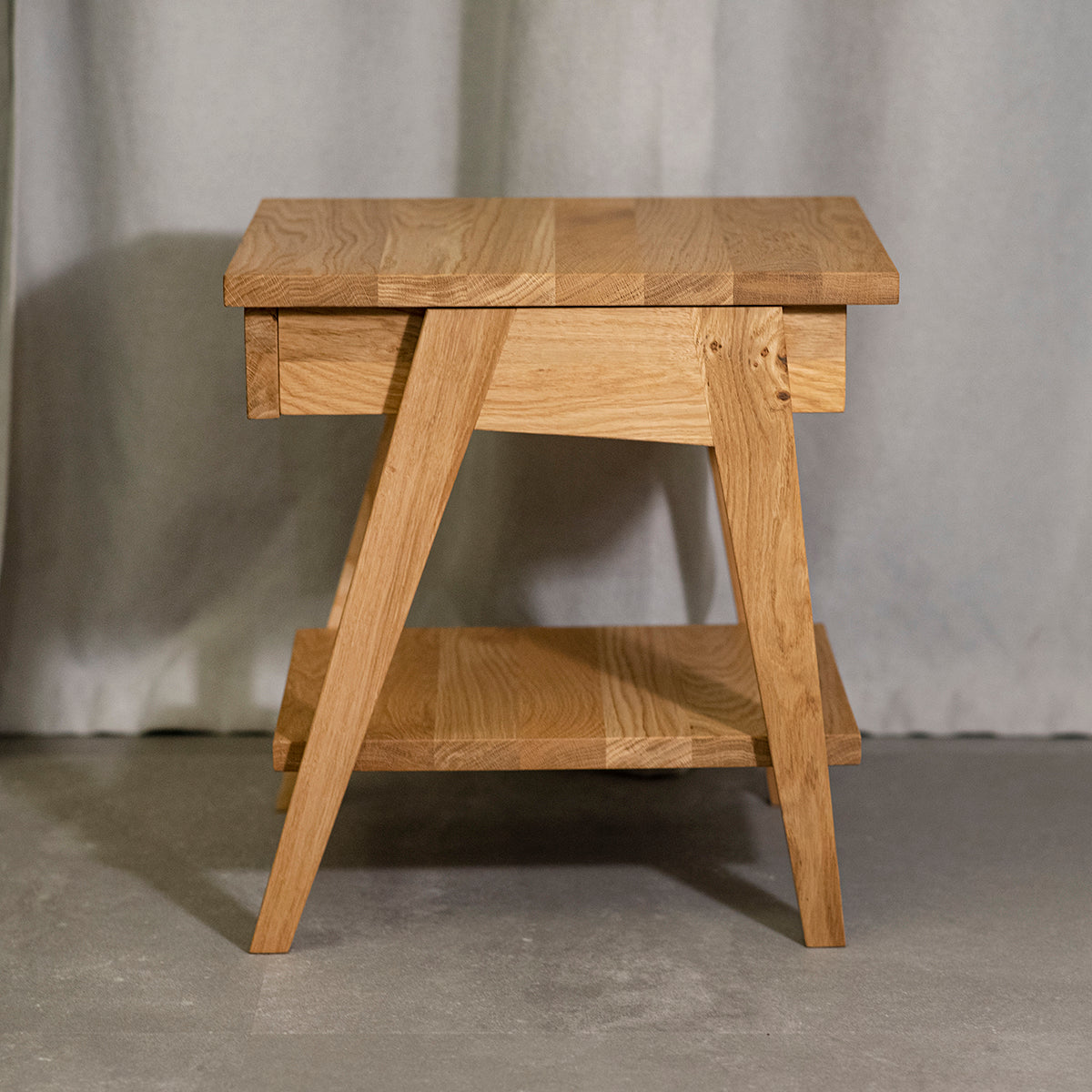 Piko Oak Bedside Table - WOO .Design