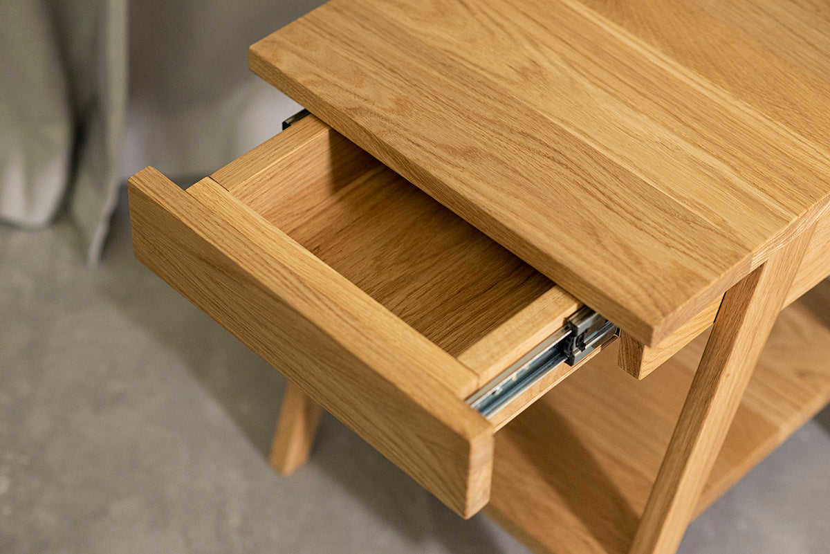 Piko Oak Bedside Table - WOO .Design