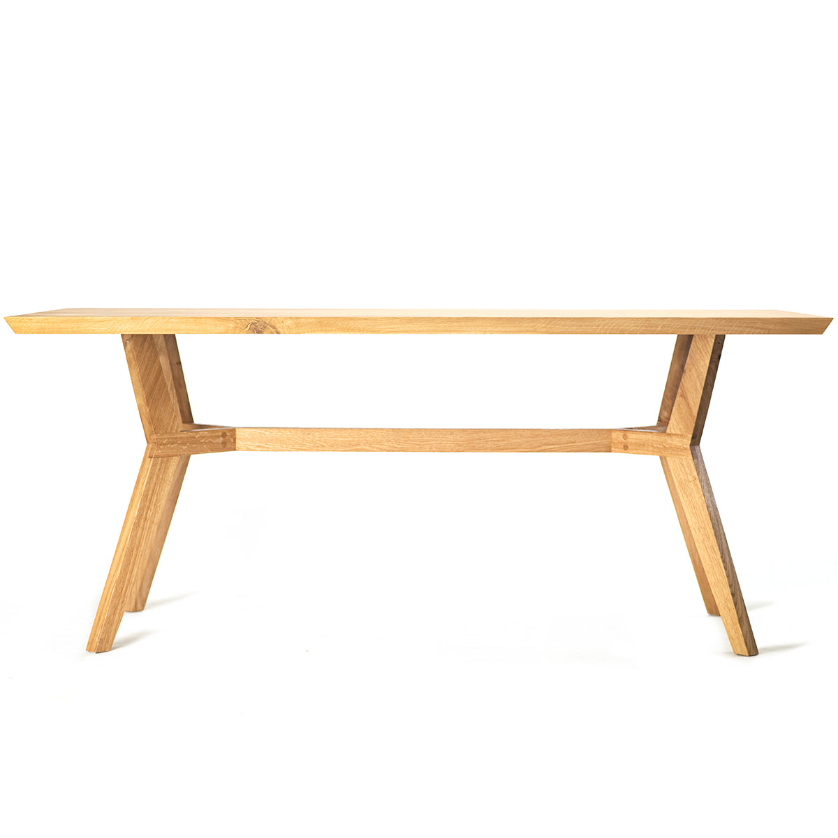 Piko Oak Dining Table