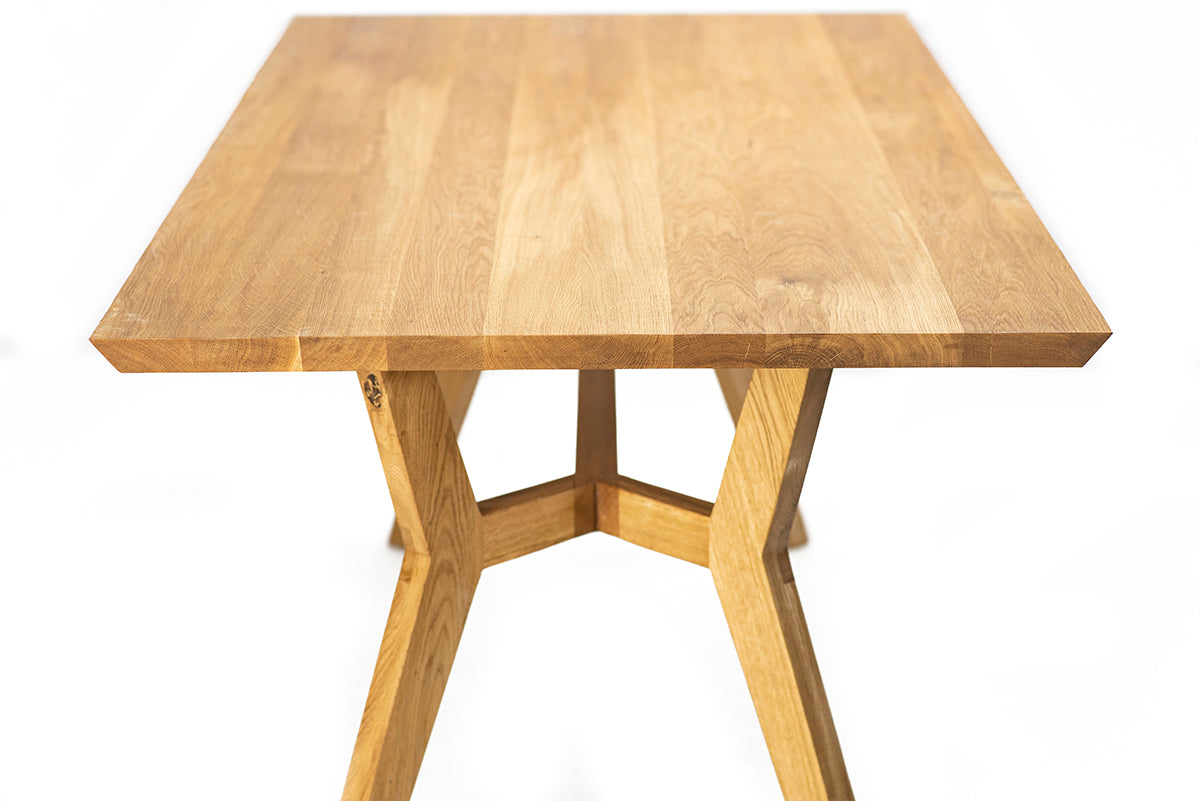 Piko Oak Dining Table