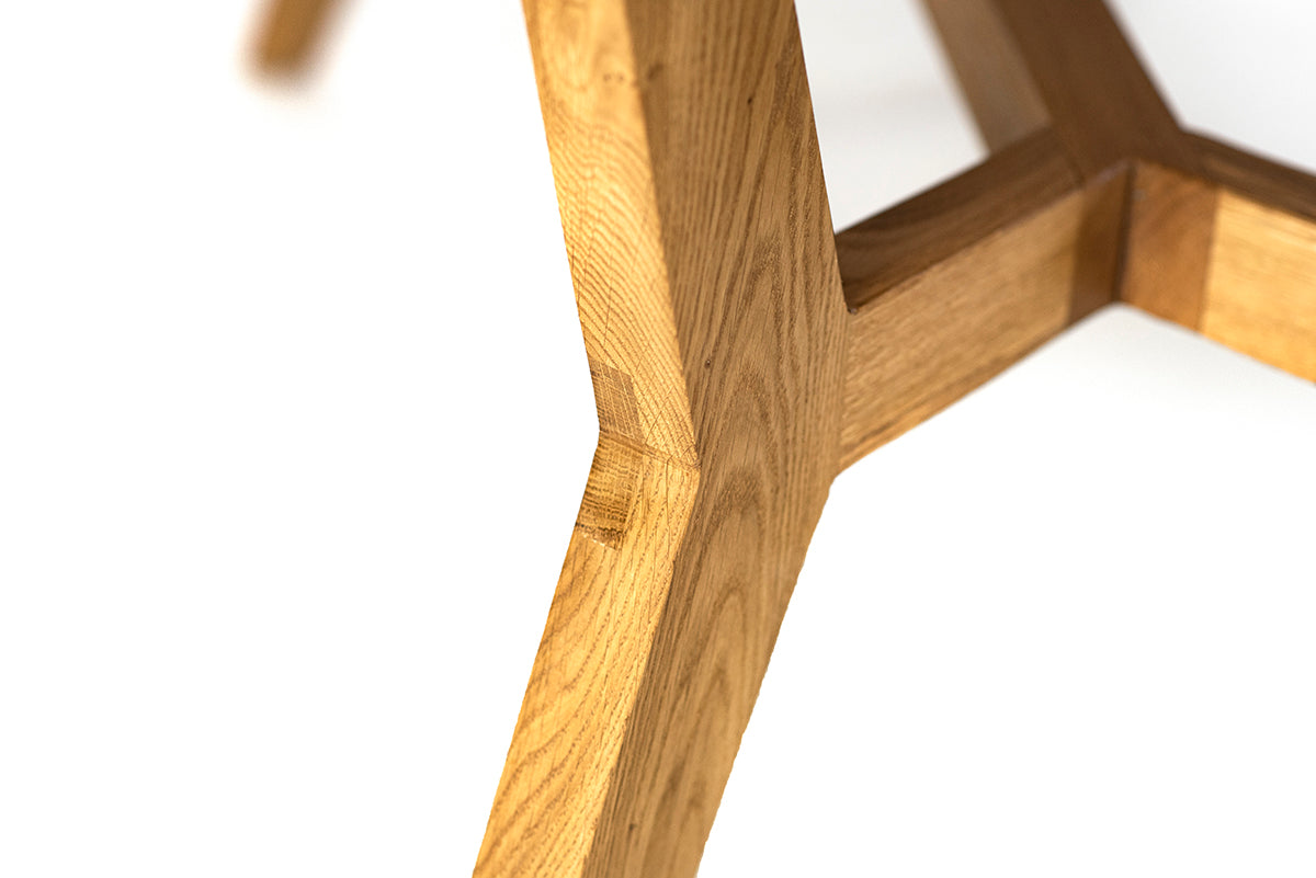 Piko Oak Dining Table - WOO .Design