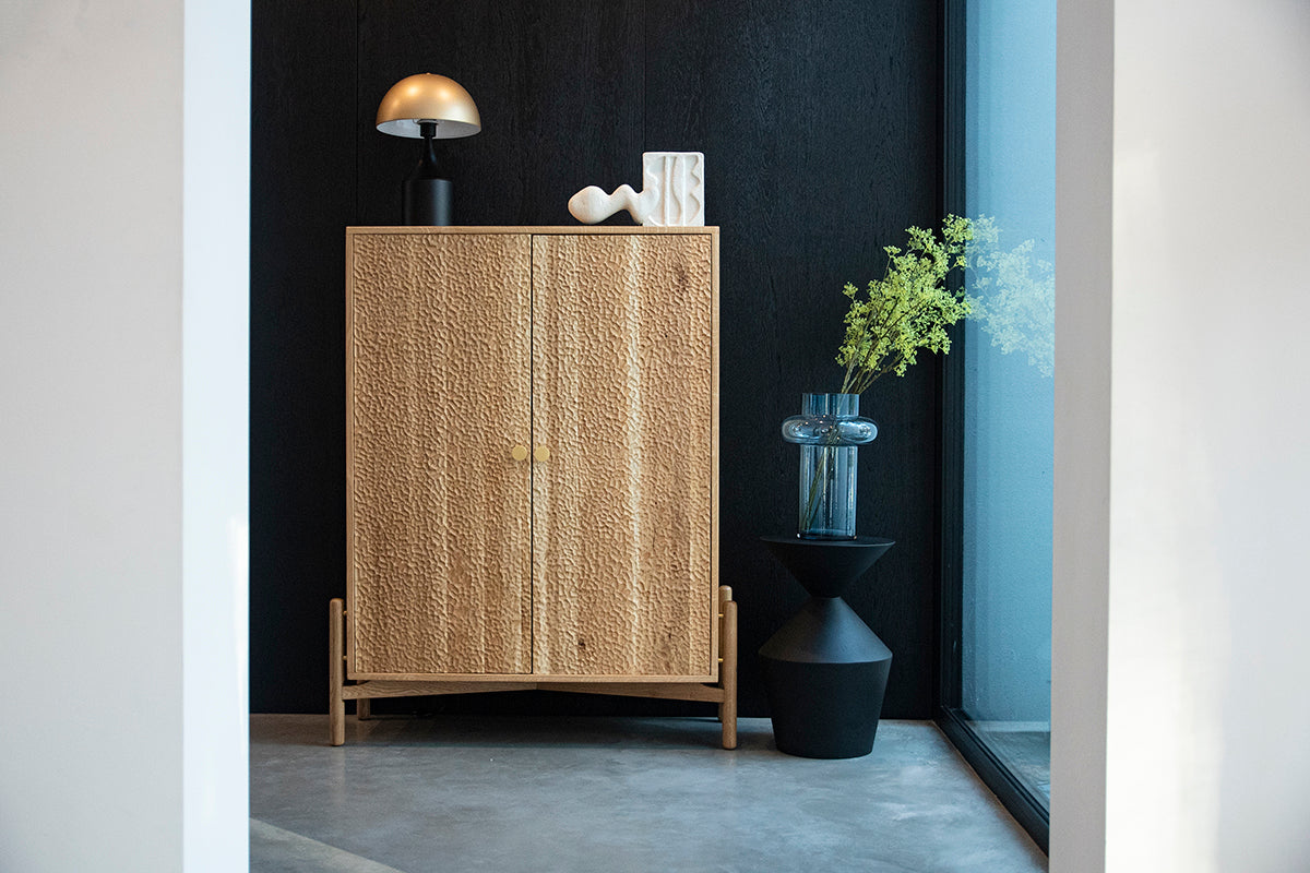 Pino Oak Cabinet