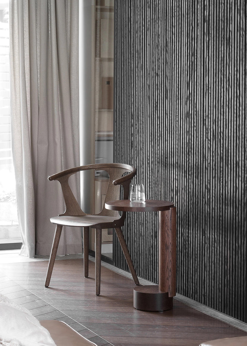 Bold Oak Wood Side Table