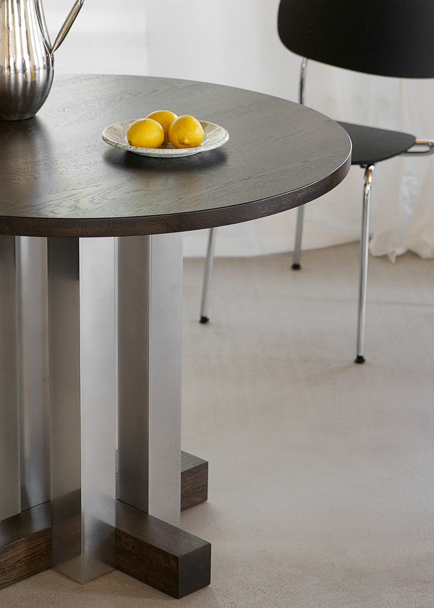 Cruz Oak Wood Dining Table