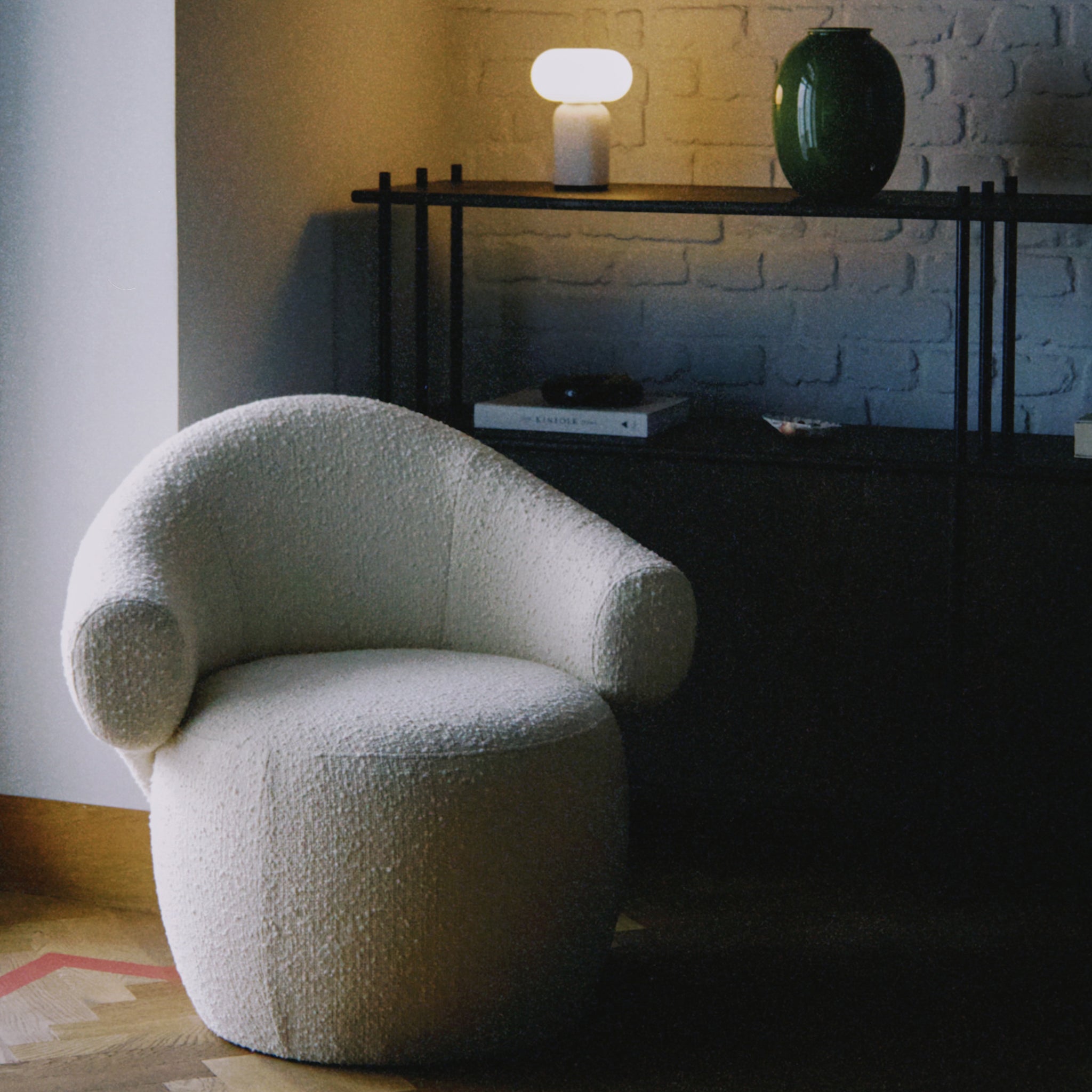 Conva Lounge Chair