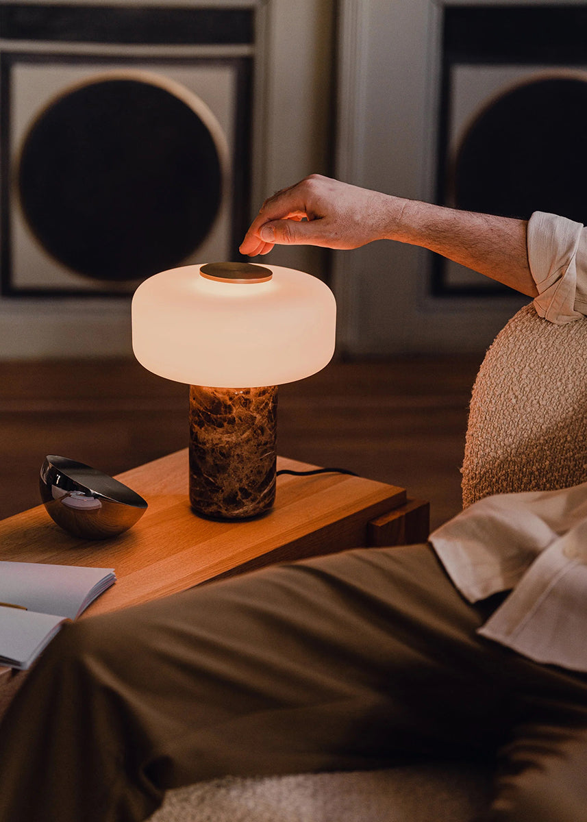 Fonte Table Lamp