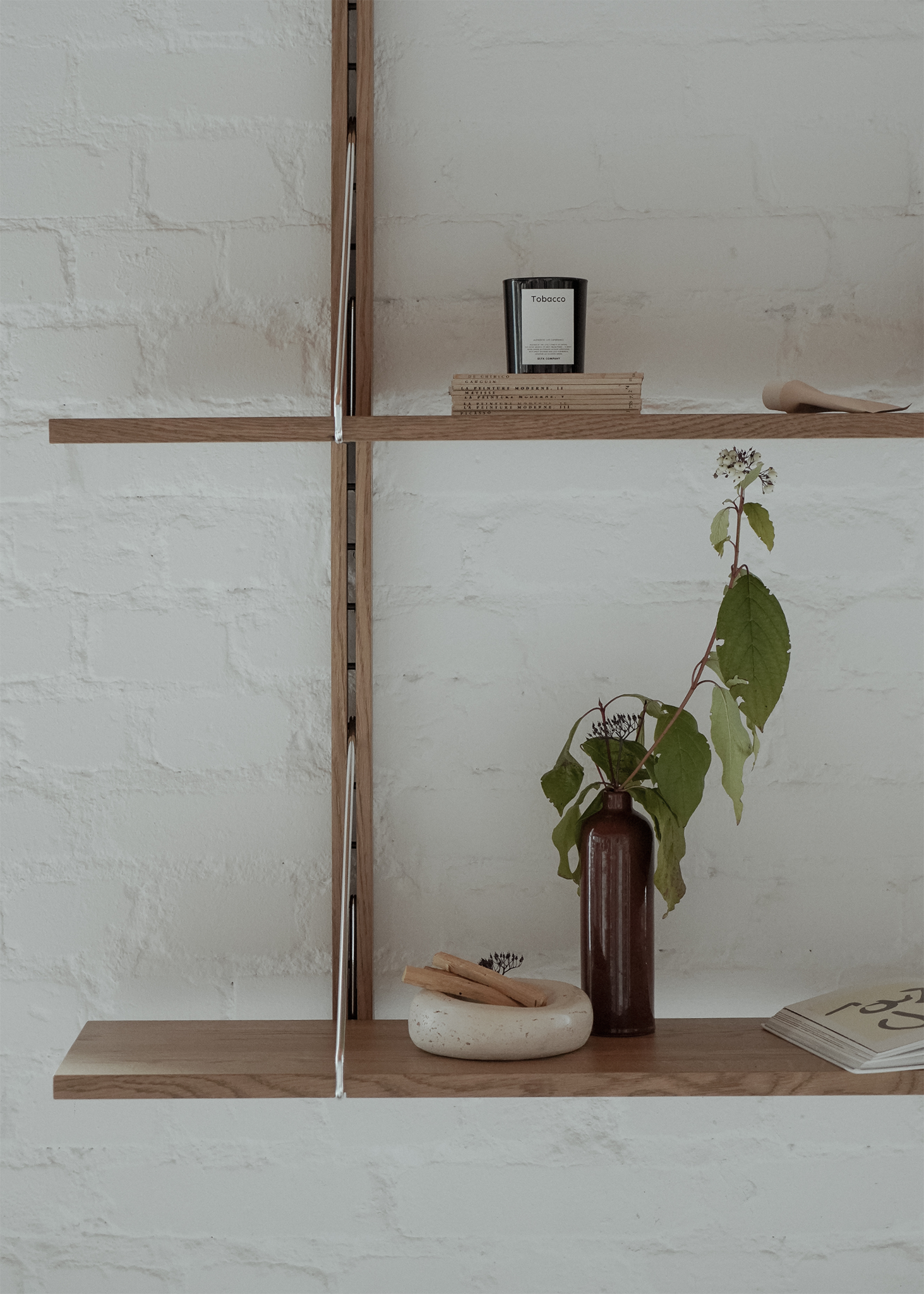 Rodd 100 Oak Wood Wall Shelf