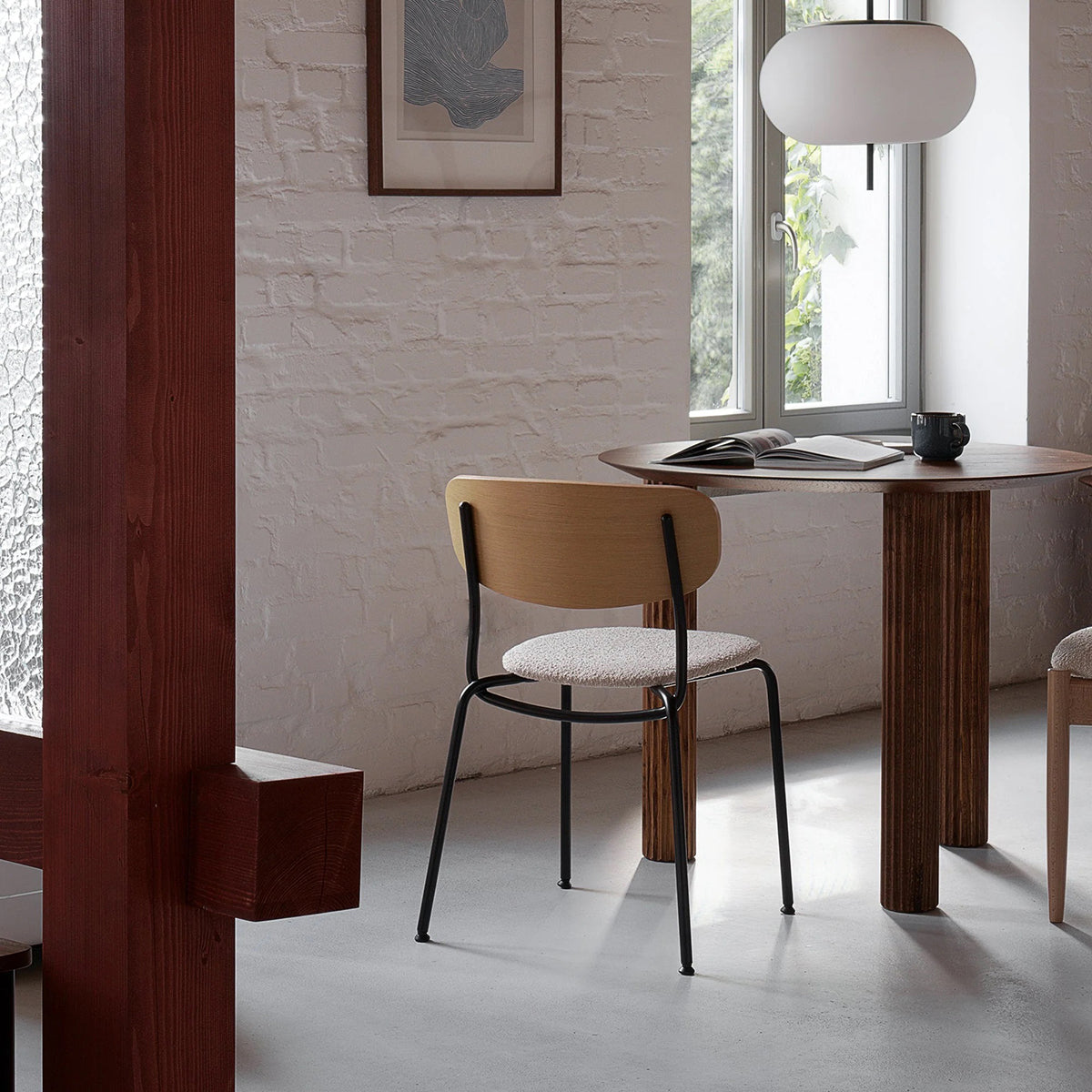 Splot Soft Black Chair