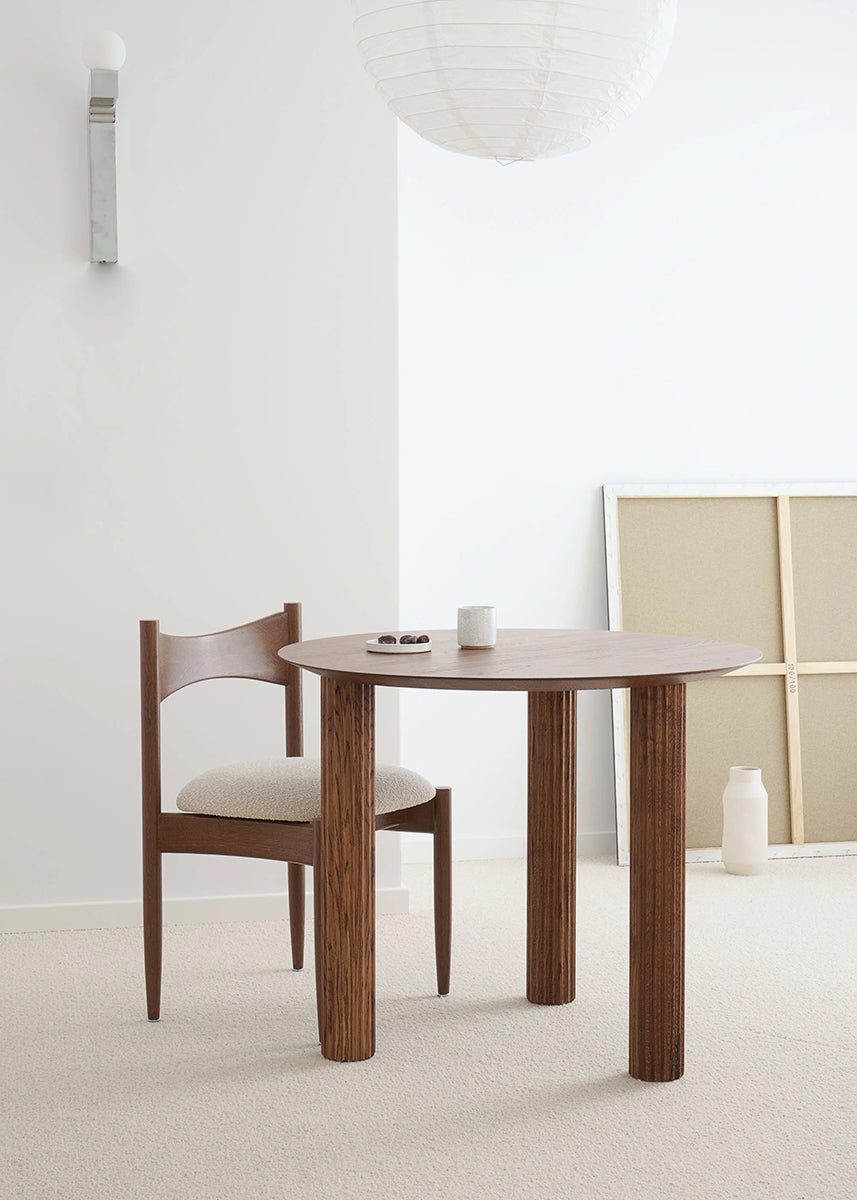 Filar Oak Wood Round Dining Table