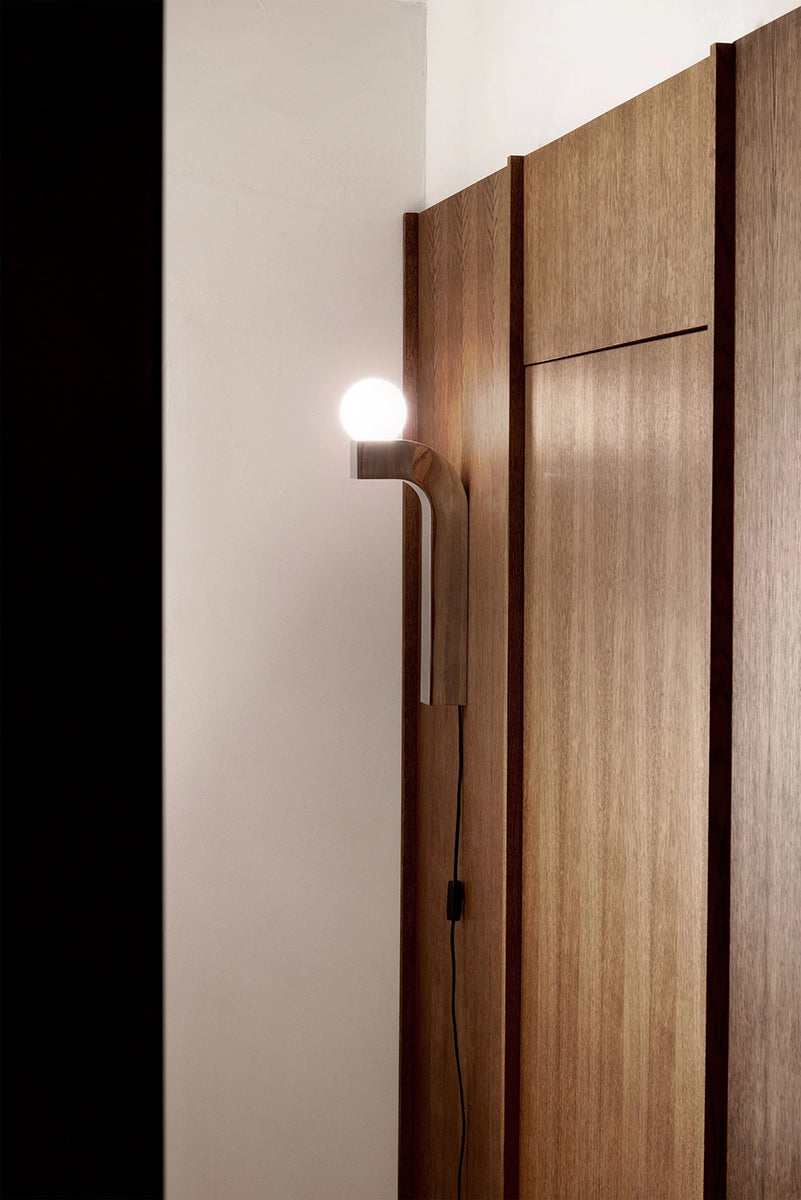 Pallia Wall Lamp