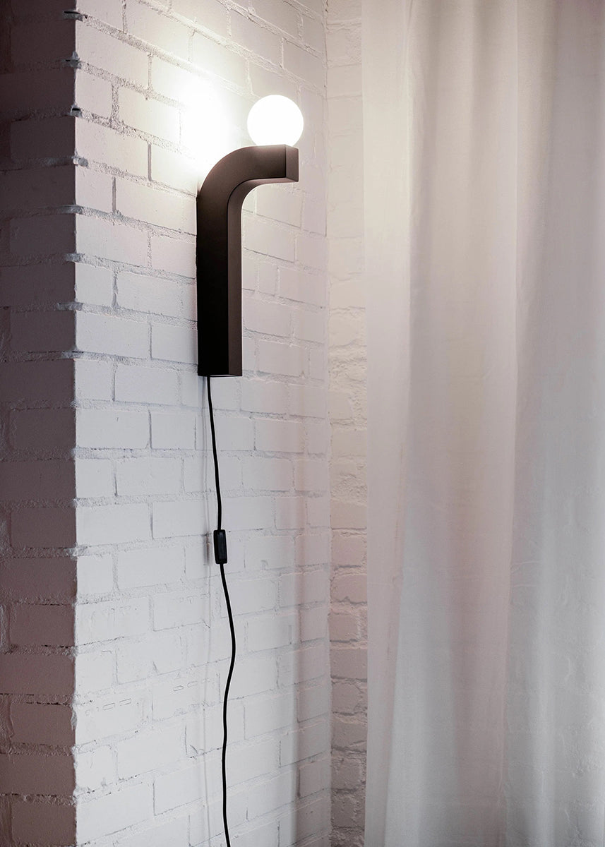Pallia Wall Lamp