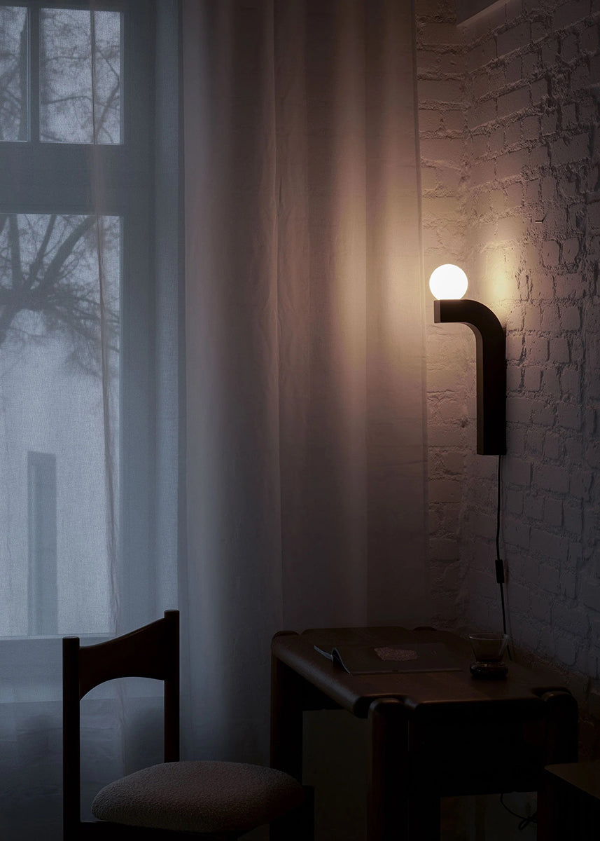 Pallia Wall Lamp