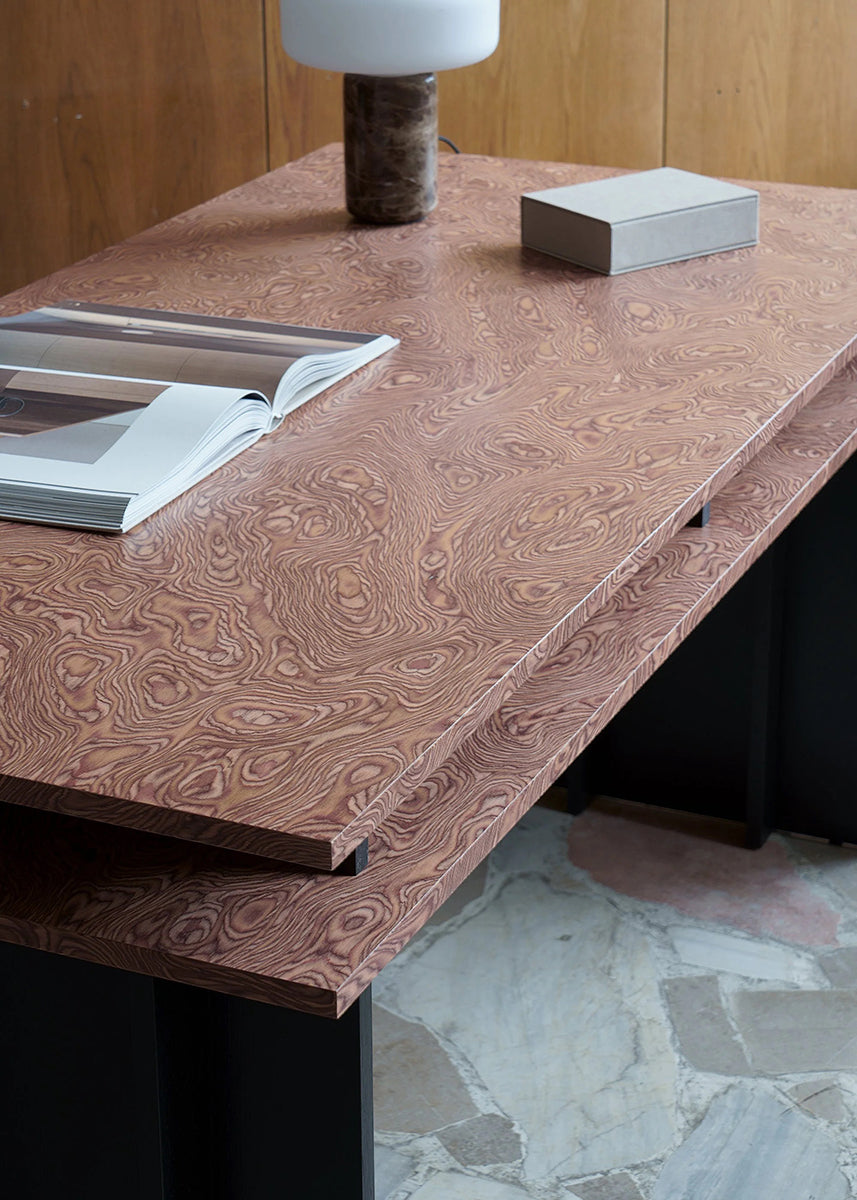 Piato Muscato Desk