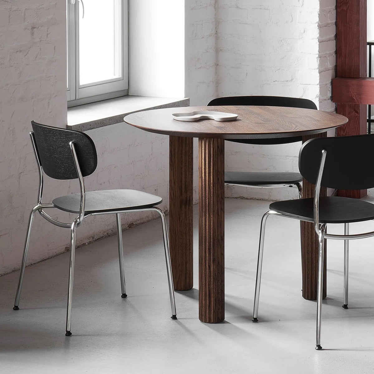 Splot Chrome Chair