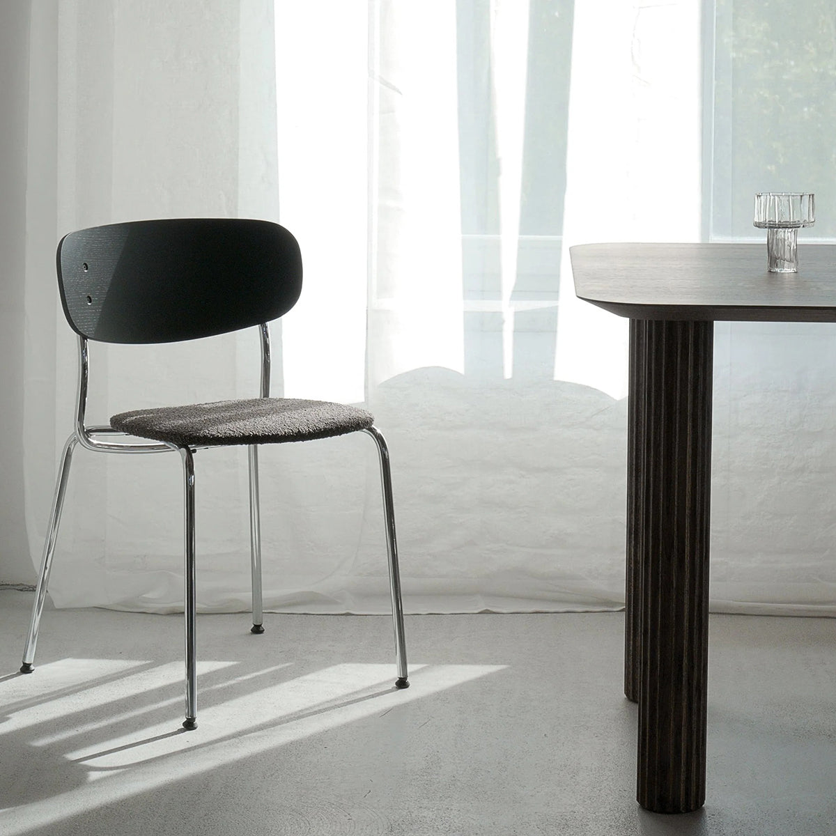 Splot Soft Chrome Chair