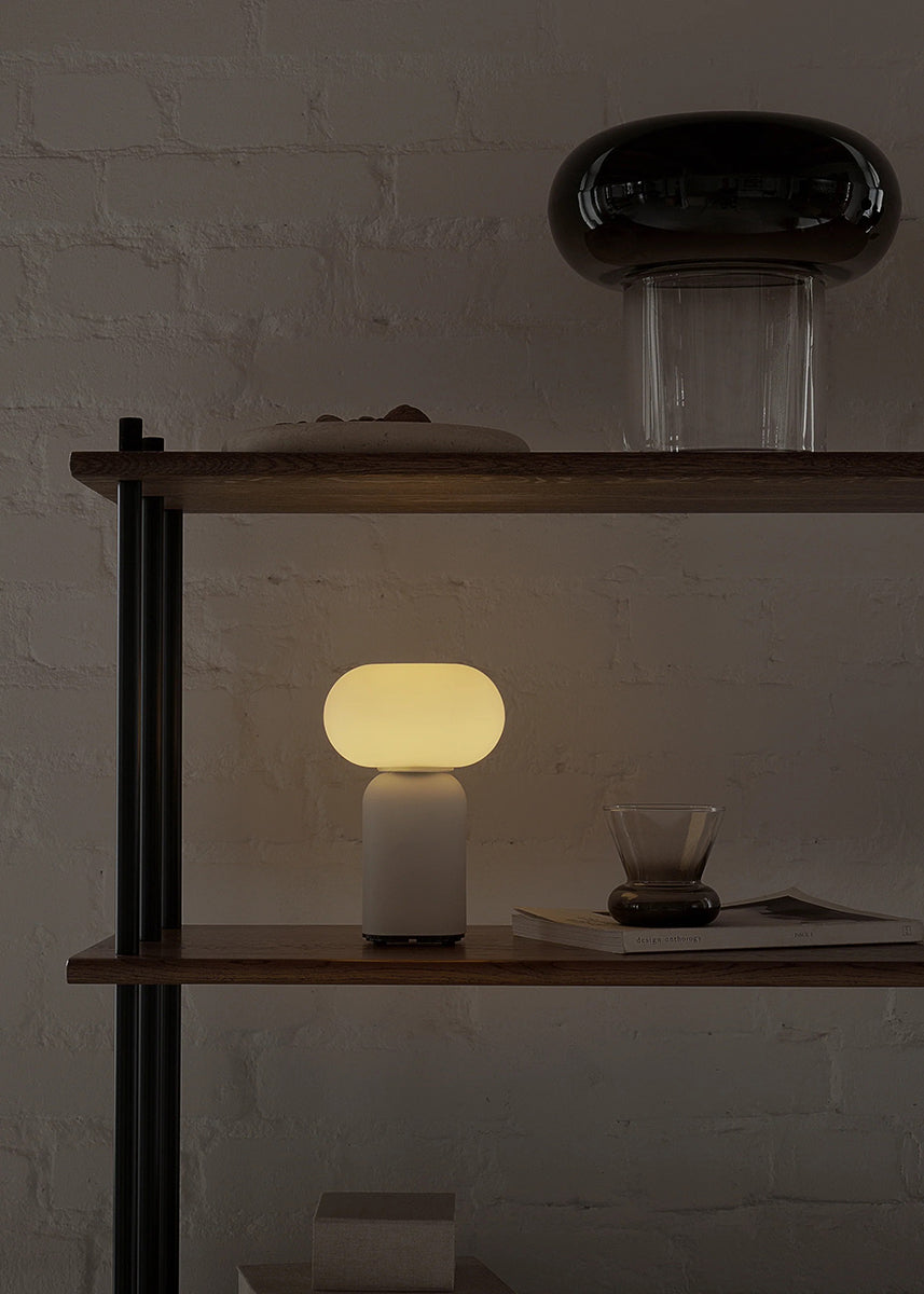 Velis Portable Lamp