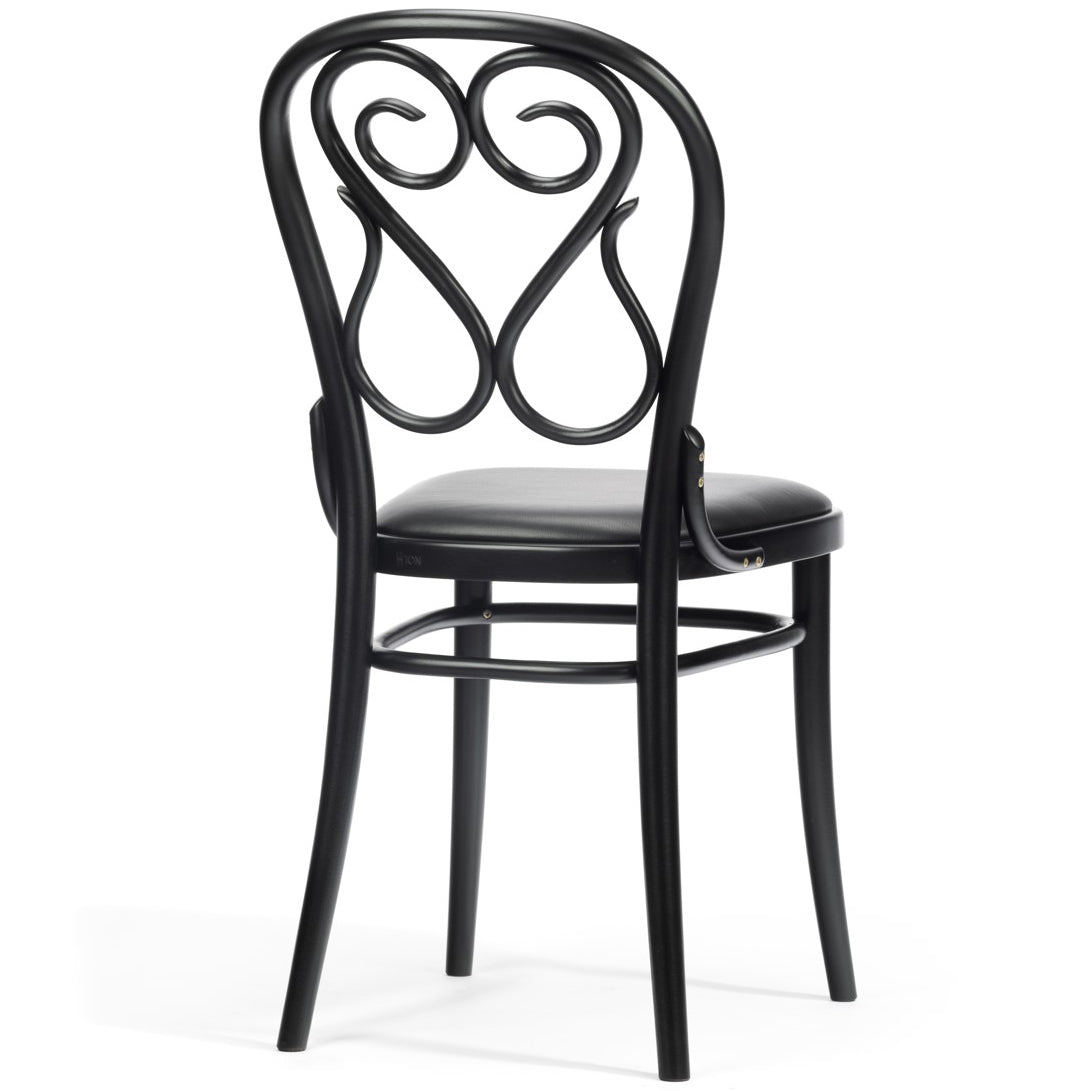 04 Upholstered Chair - WOO .Design