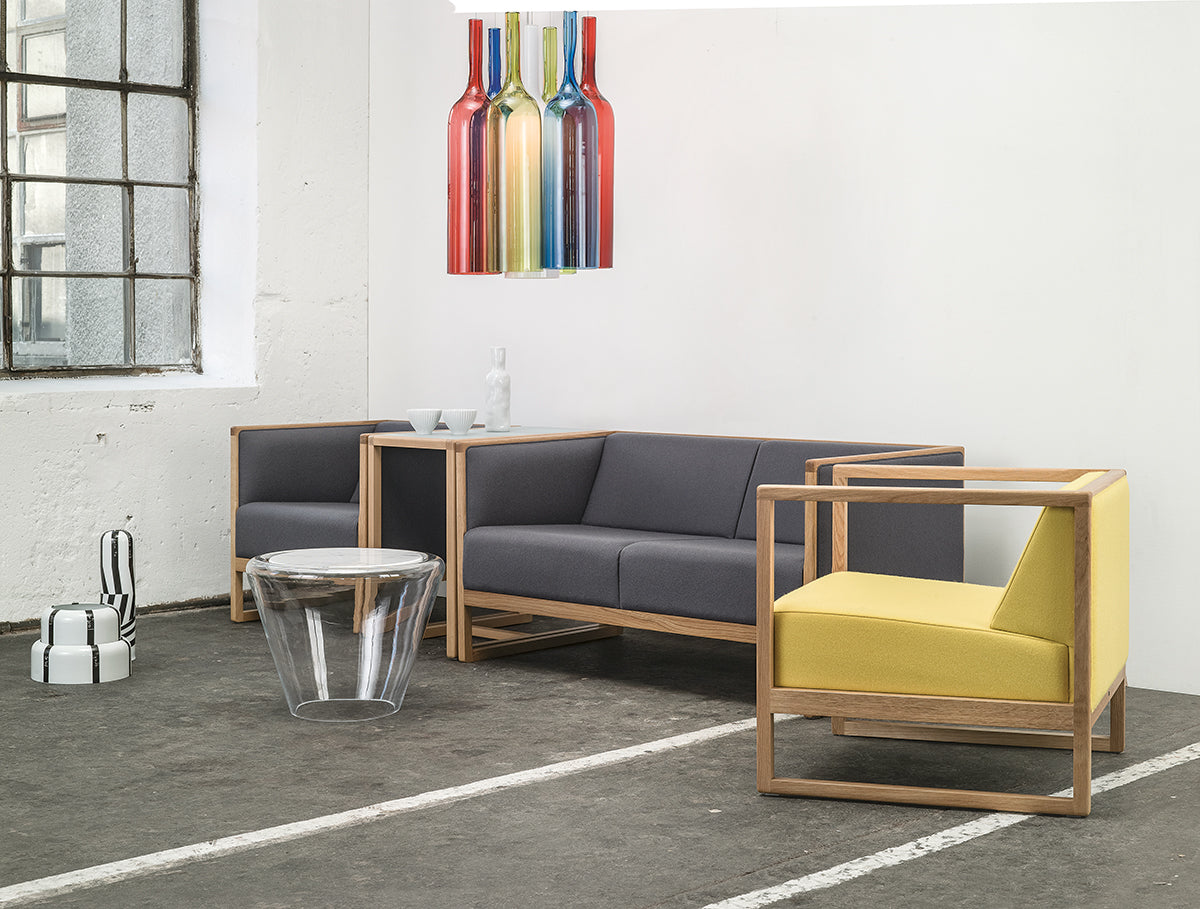 Casablanca 683 Upholstered Armchair - slabe foty - WOO .Design