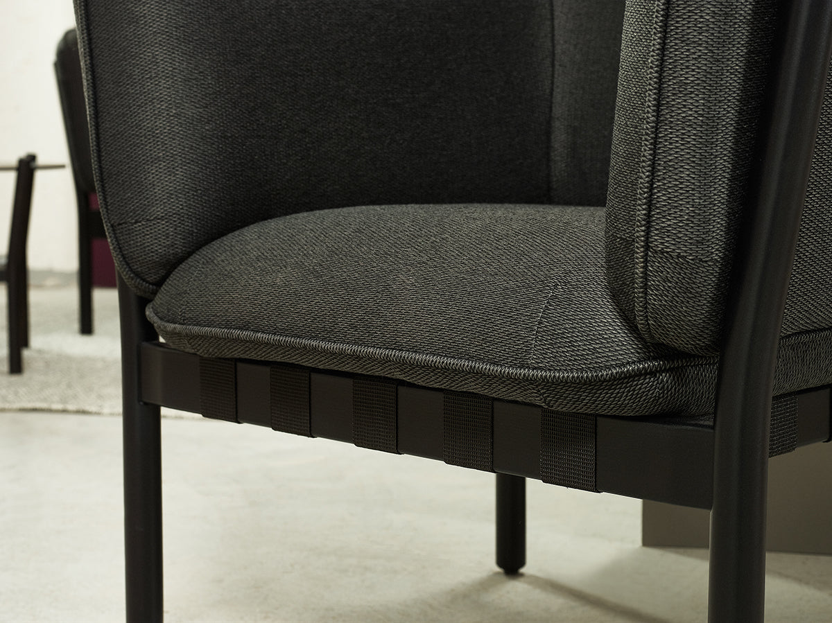 Dowel Armchair - WOO .Design