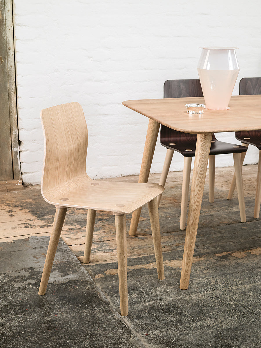 Malmö 706 Dining Table - WOO .Design