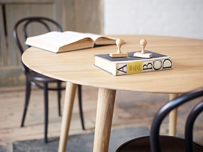 Malmö 707 Round Dining Table - WOO .Design