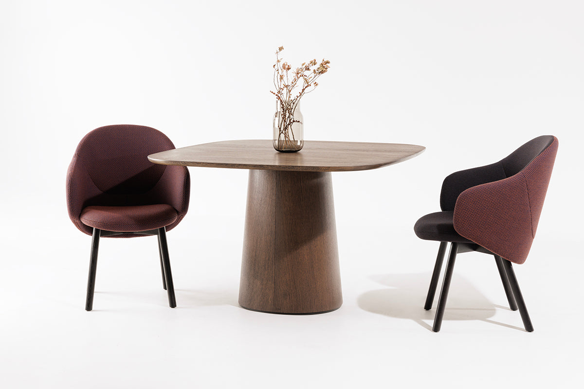 P.O.V. 462 Spherical Dining Table