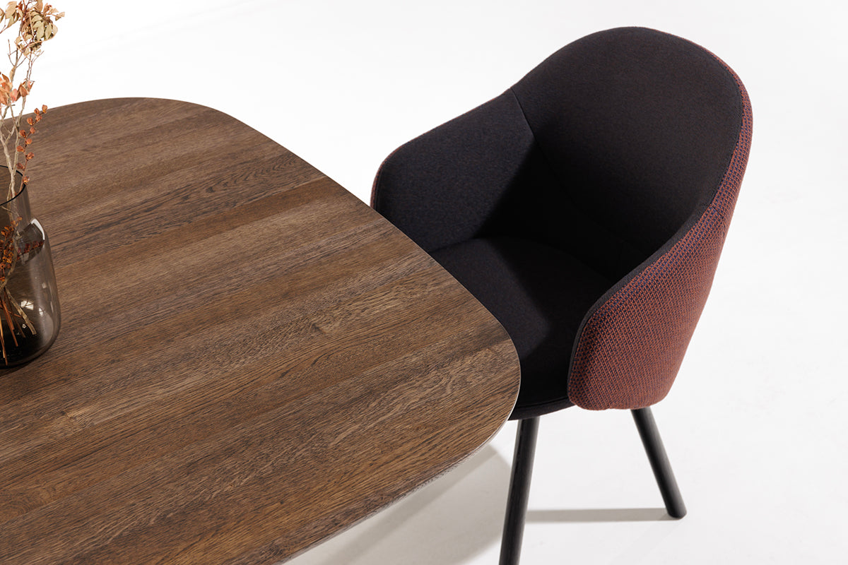 P.O.V. 462 Spherical Dining Table