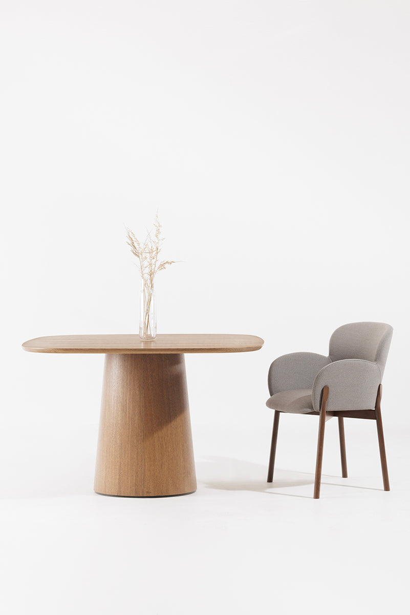 P.O.V. 462 Spherical Dining Table