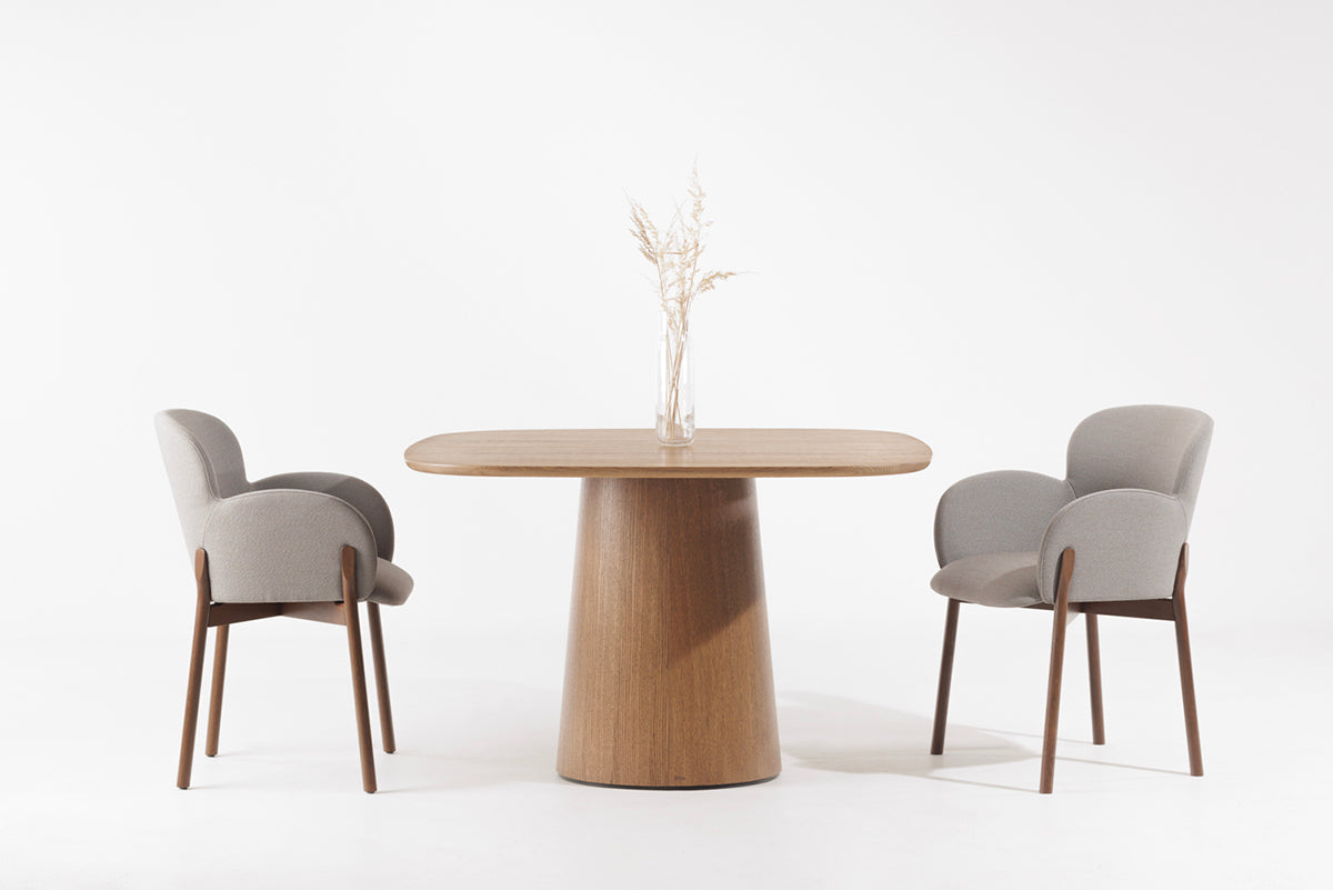 P.O.V. 462 Spherical Dining Table