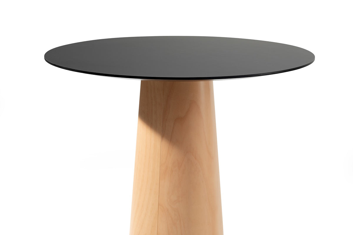 P.O.V. 463 Round Bar Table
