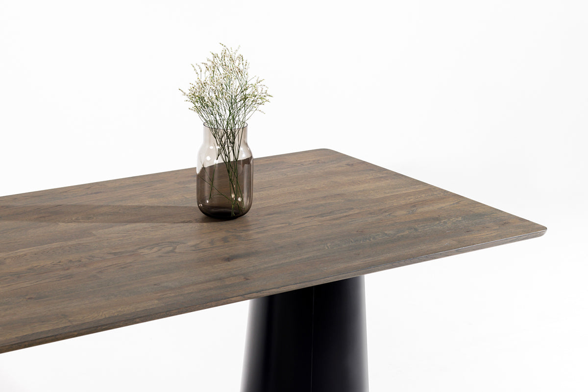 P.O.V. 470 Rectangular Dining Table