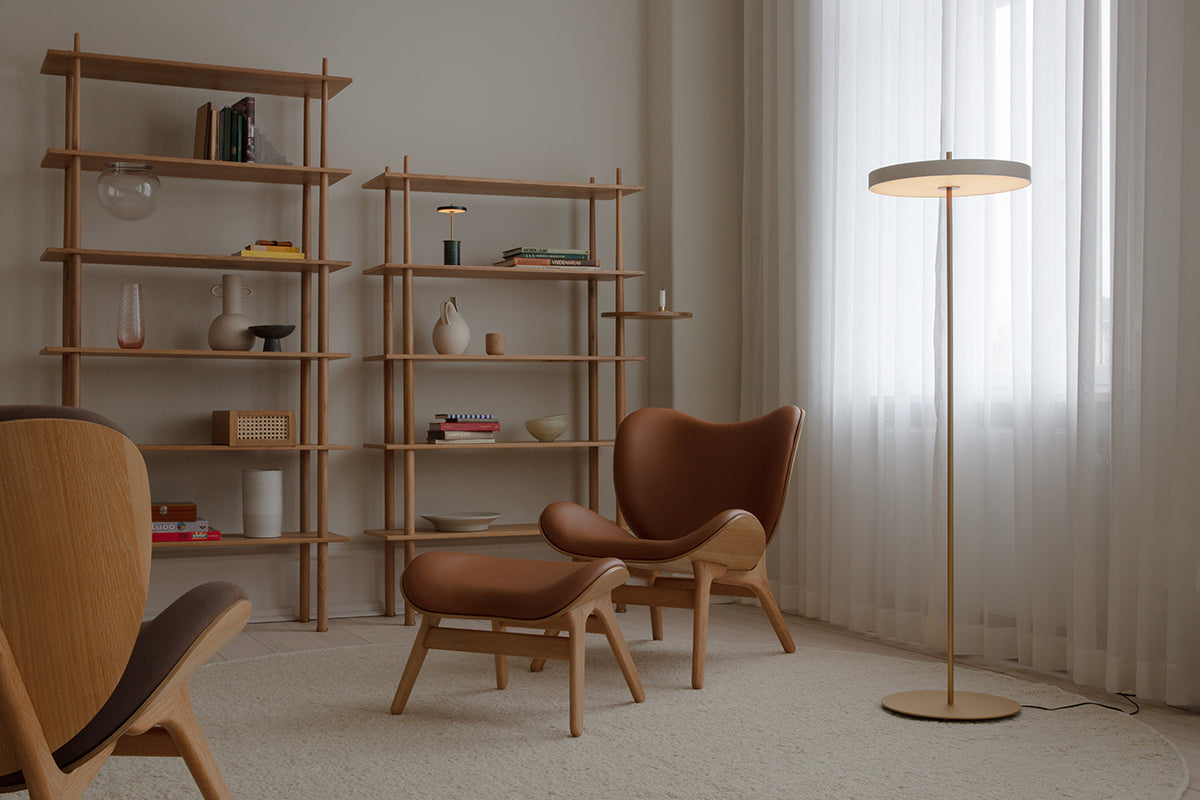A Conversation Piece Leather Low Lounge Chair - WOO .Design