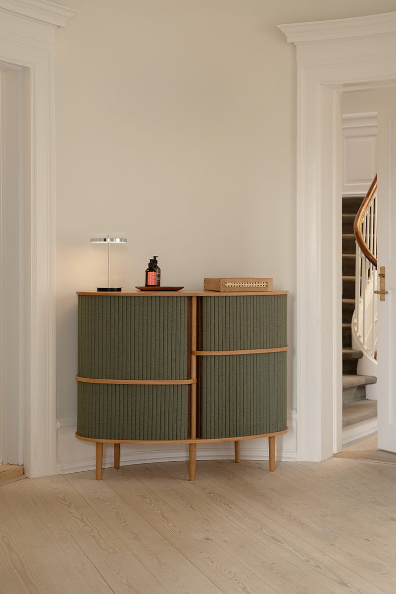 Audacious Highboard