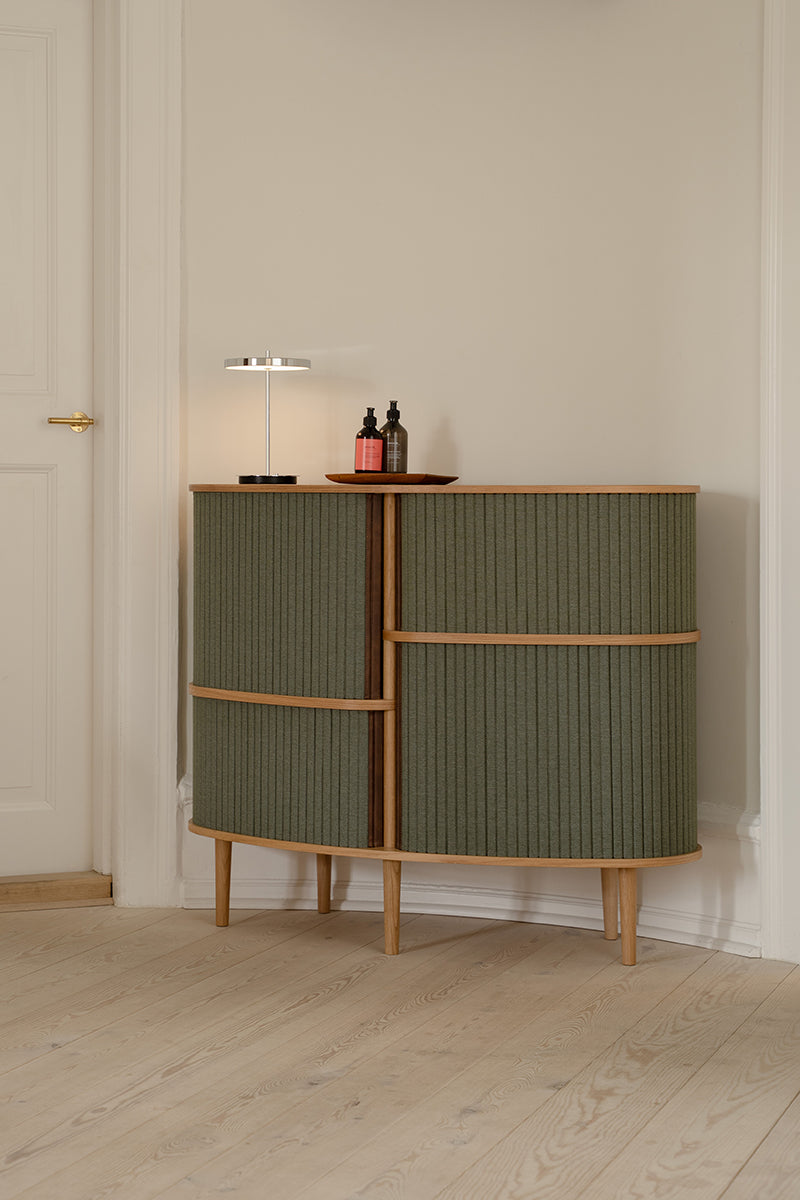 Audacious Highboard