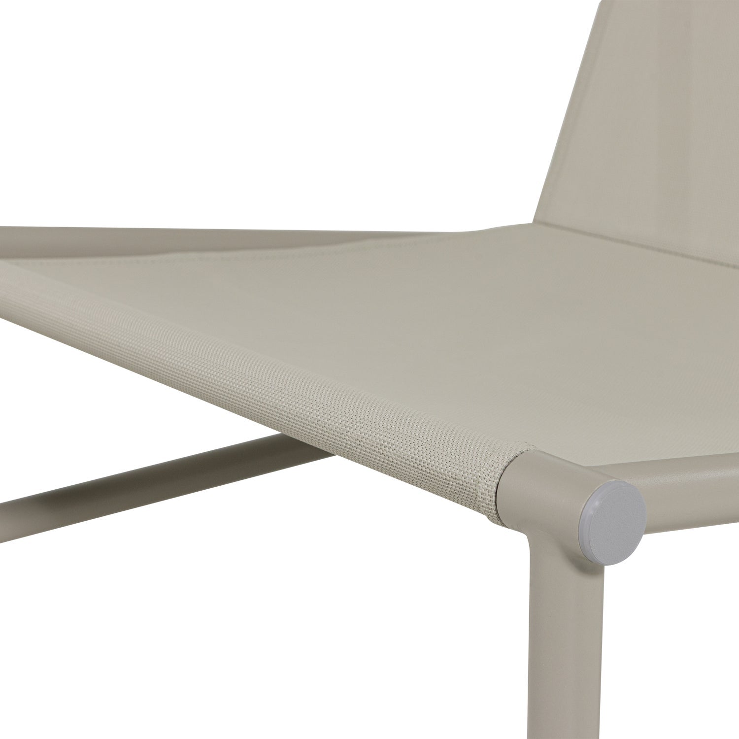 Elvo Garden Lounge Chair