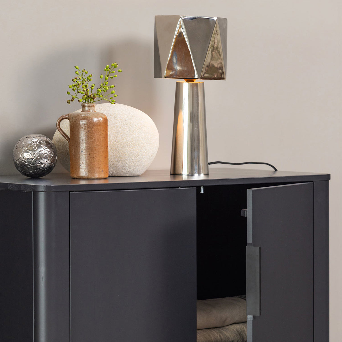 Gunnar 2 Doors Cabinet
