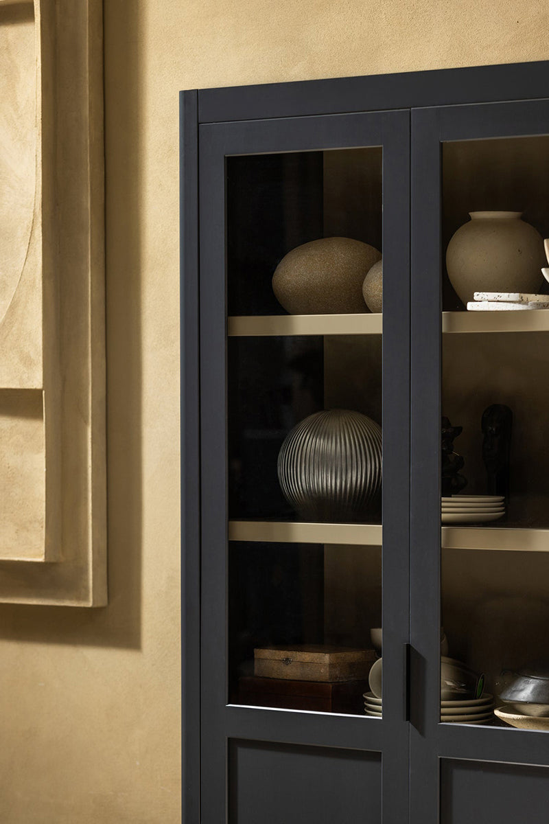 Gunnar Showcabinet