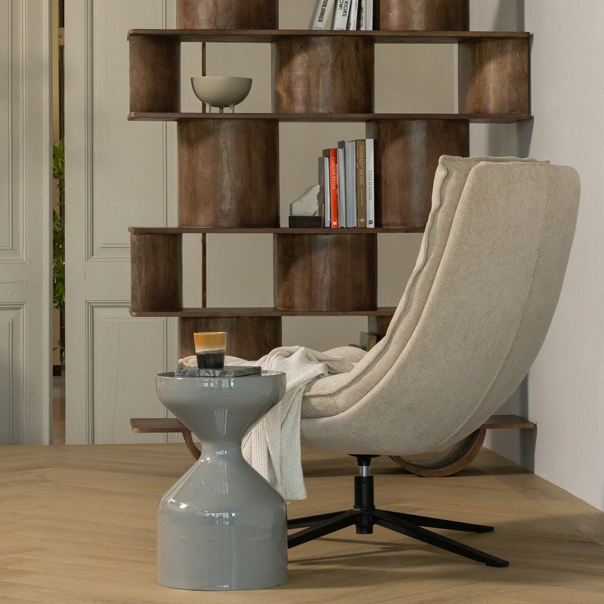 Kube Swivel Armchair with Hocker