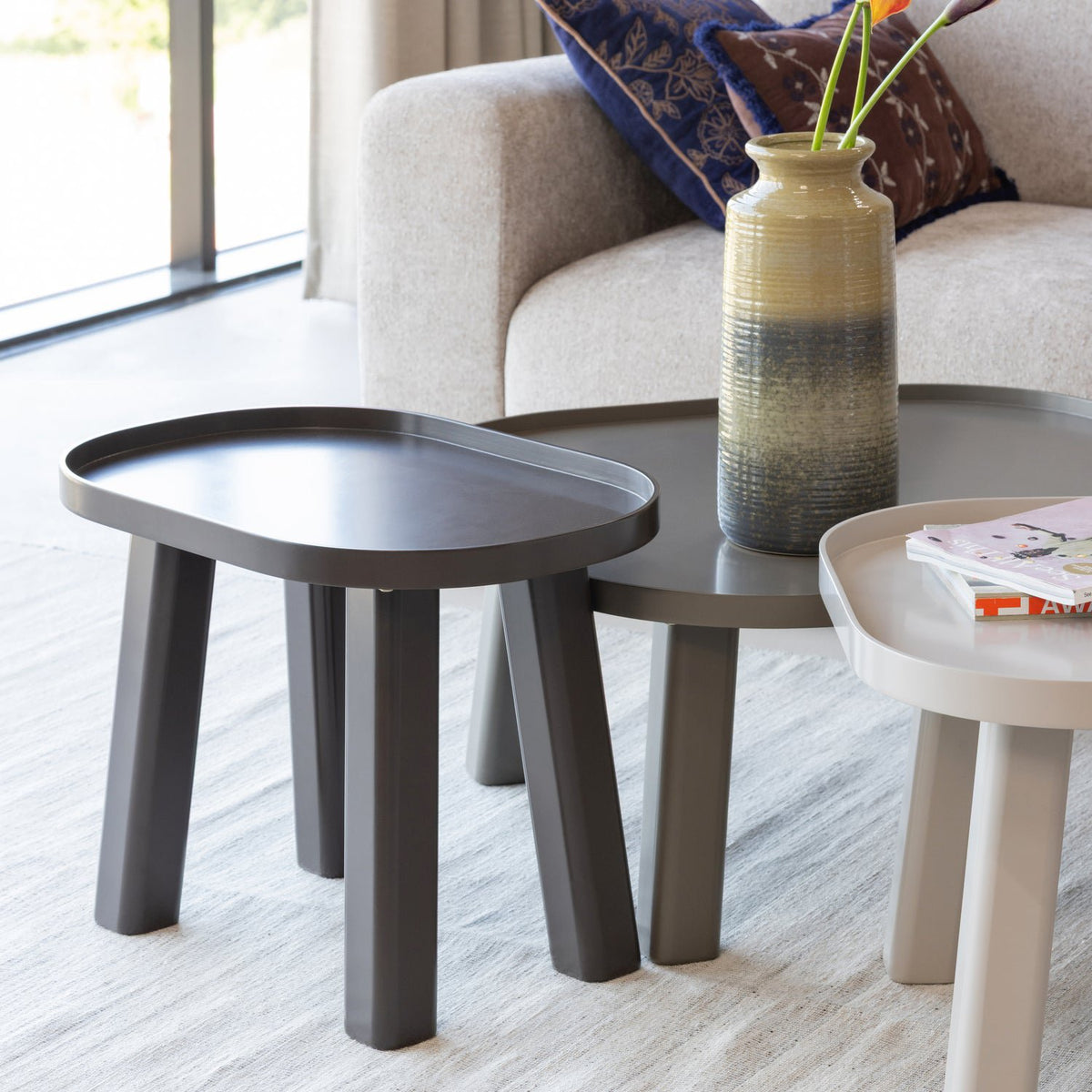 Mosa Side Table