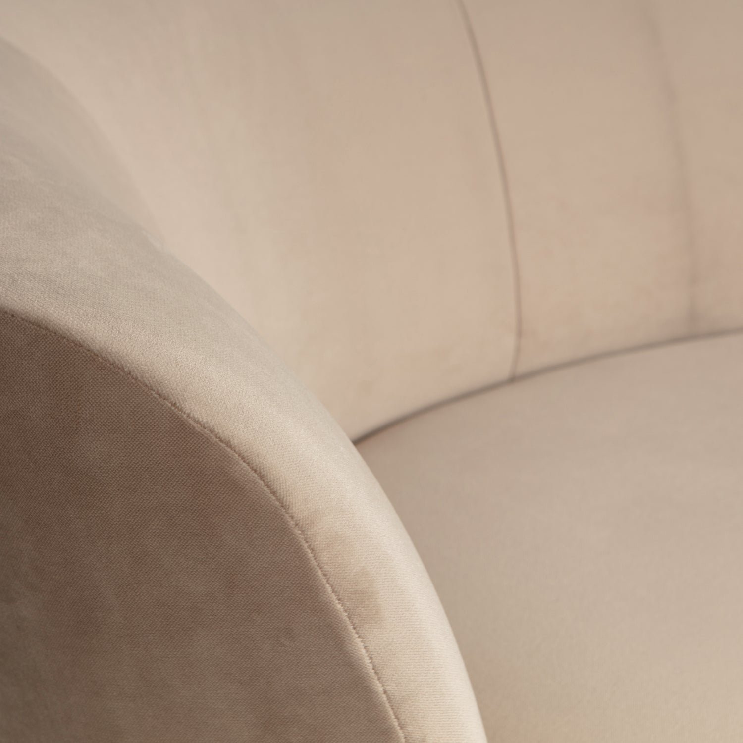 Sara Lounge Armchair