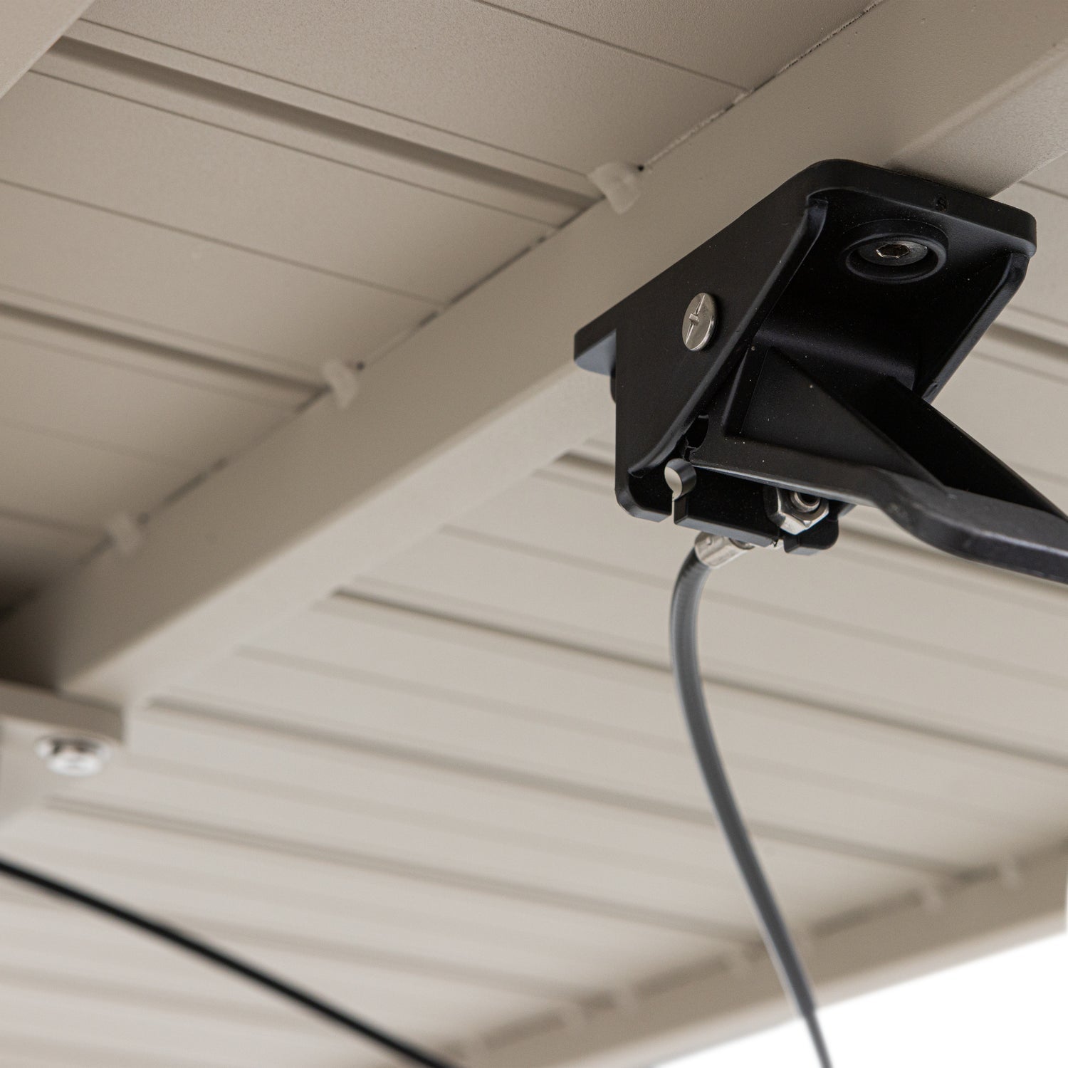 Tesso Height Adjustable Garden Table