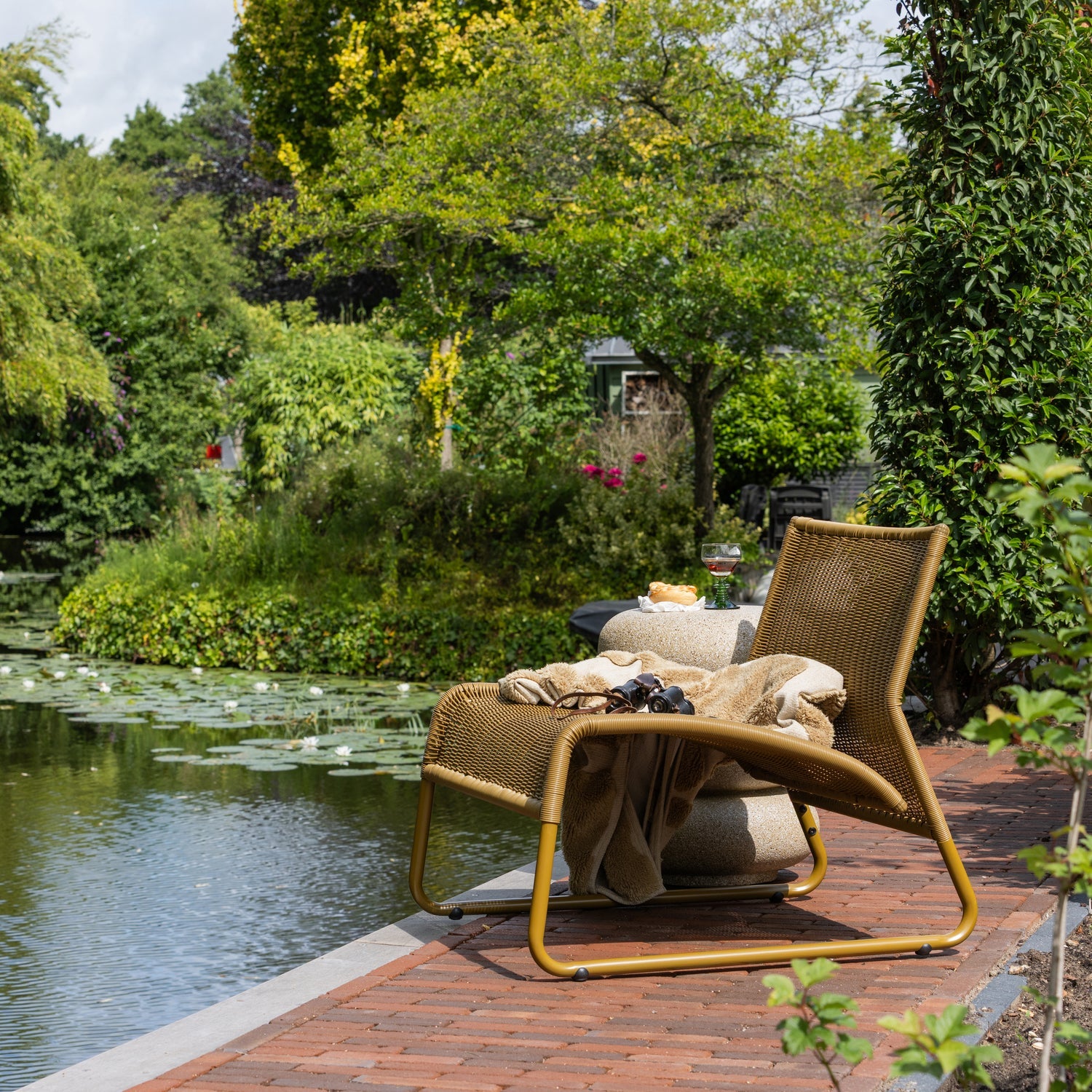 West Garden Lounge Chair