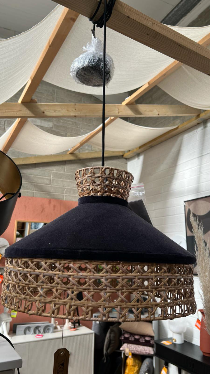 Villa Pendant Lamp (Floor Model) - WOO .Design