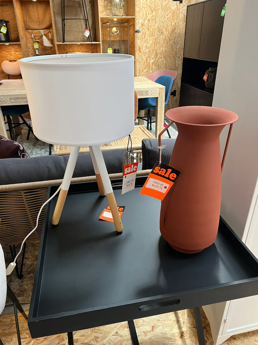 Highland White Table Lamp (Outlet)