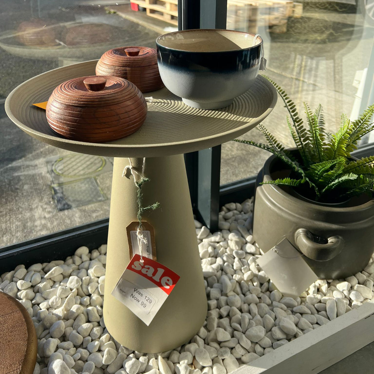 Ringar Ivory Side Table (Outlet)