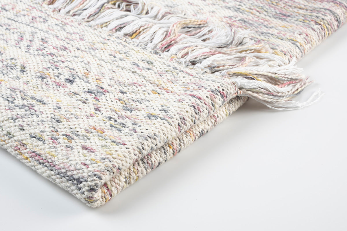 Liv Plaid - WOO .Design