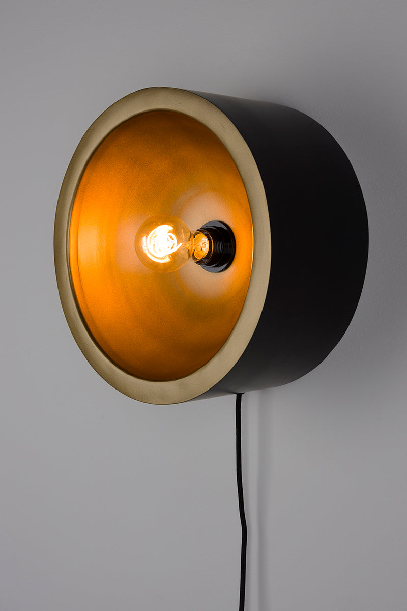 Sunny Round Wall Lamp