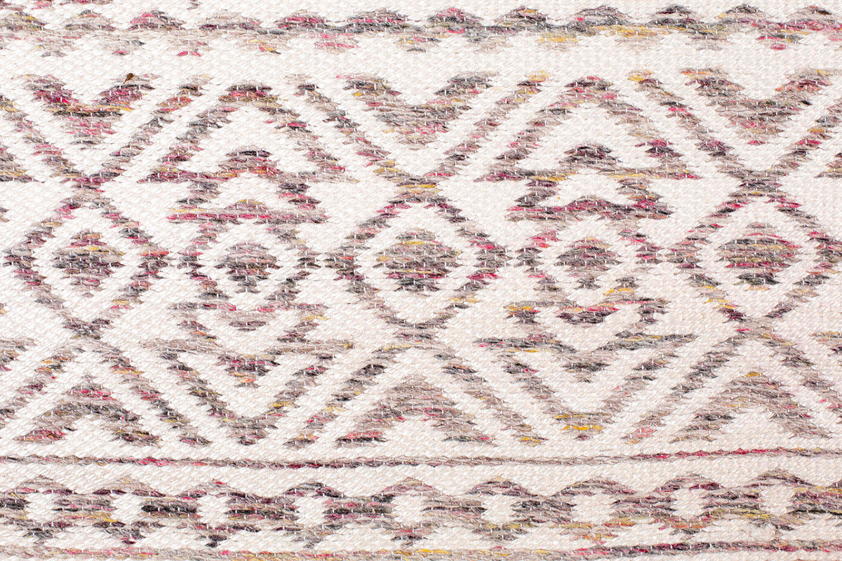 Liv Carpet - WOO .Design